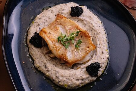 Окунь с картофельно- грибным Пармантье 