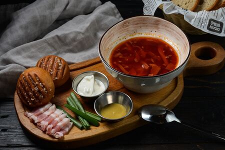 Борщ с телятиной фирменный