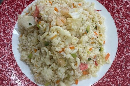 98. Жареный рис с морепродуктами