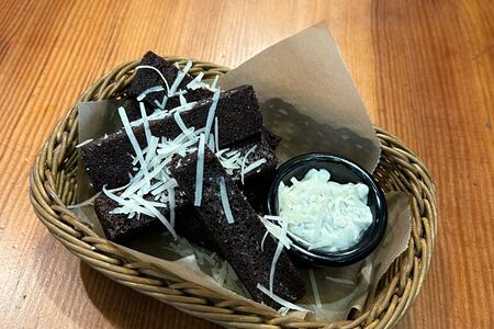 Домашние гренки с чесноком