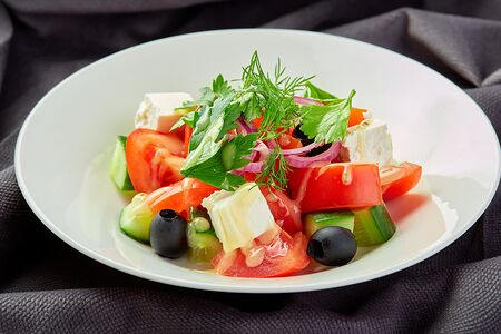 Салат греческий