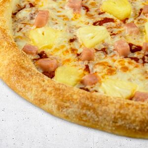 Курица и ананас