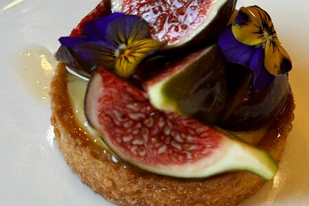 Лимонная тарталетка с инжиром