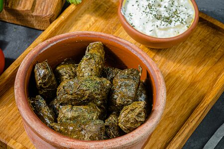 Долма с винoградными листьями