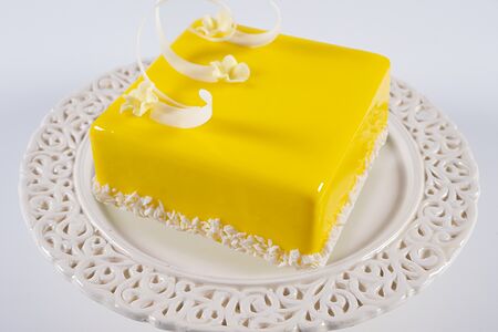 Манго-маракуйя с кремё с жасмином и ванилью