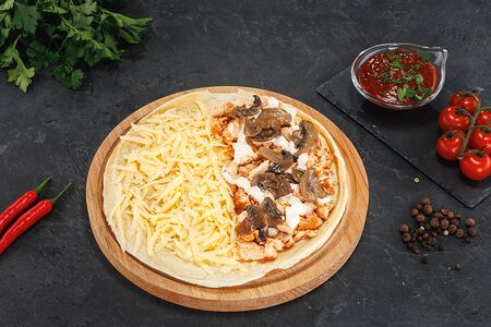 Закрытая пицца Жюльен