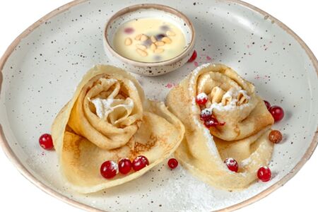 Блины с таежным десертом