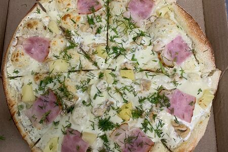 С курицей и ананасом