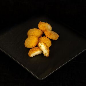 Сырные медальоны с халапеньо