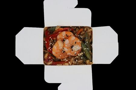 Рис по-тайски с креветкой