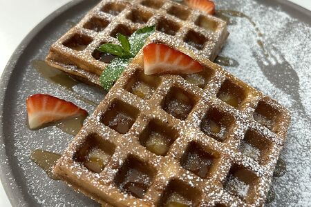 Сладкие вафли с соленой карамелью  