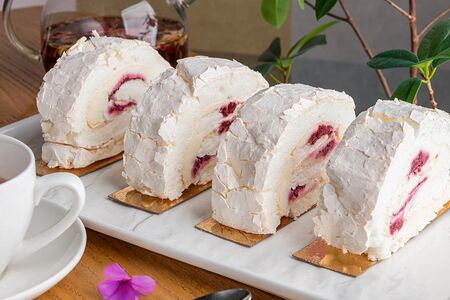 Меренговый рулет