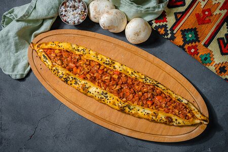 Пиде кушбаши с мясом