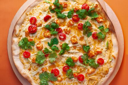 Том ям на тонком тесте (острая)