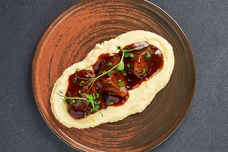 Щёчки томленые