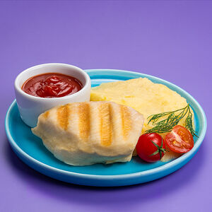 Куриное филе с картофельным пюре