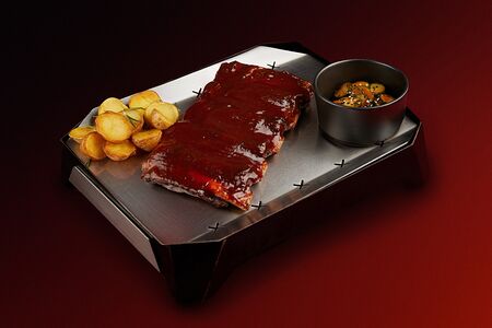 Мраморные говяжьи ребра с картофелем стоун и огурцами кимчи