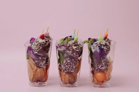 Пирожное картошка в кокосовой стружке