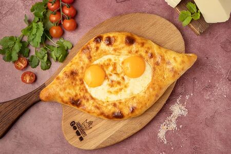 Хачапури по-аджарски