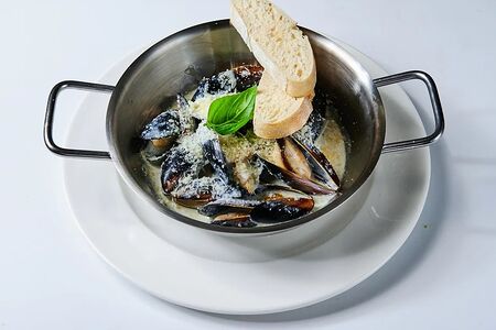 Чилийские мидии в соусе Блю чиз