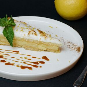 Лимонный торт с меренгой