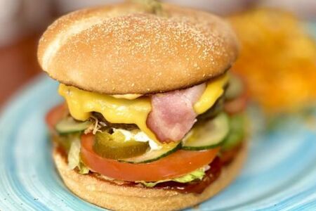 Бургер Бекон BBQ