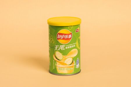 Чипсы Лейс Огурец 