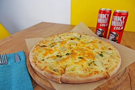 Пицца Сырная