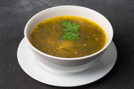 Щи зелёные с курицей