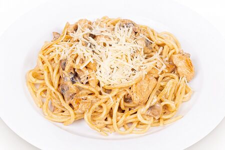Паста с курочкой и грибами