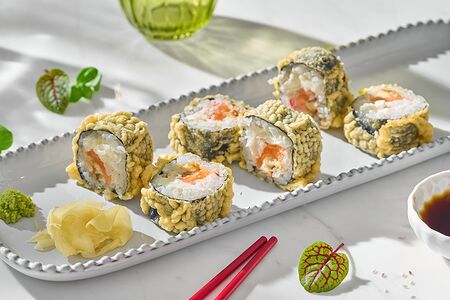 Ролл Угорь темпура 