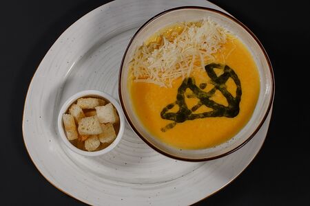 Сырный крем-суп