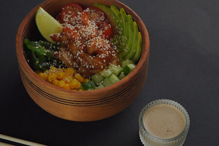 Поке с креветками терияки