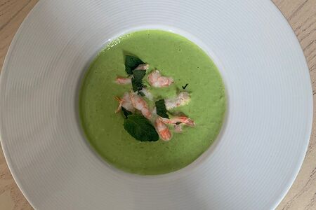 Суп-крем из брокколи с осьминогом