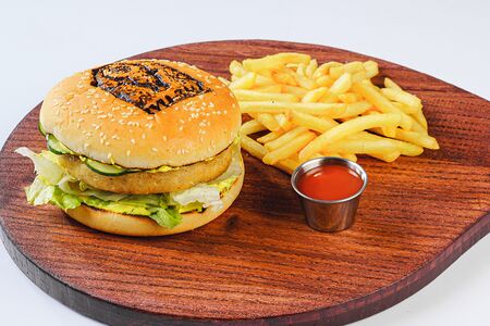 Куриный бургер