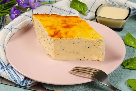 Запеканка творожная со сгущенкой 