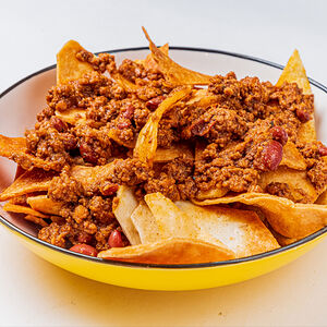 Начос с чили кон карне