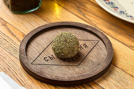 Белпер Кнолле с прованскими травы