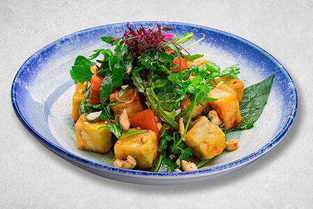 Салат с хрустящими баклажанами