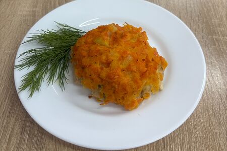 Горбуша, запеченная с овощами