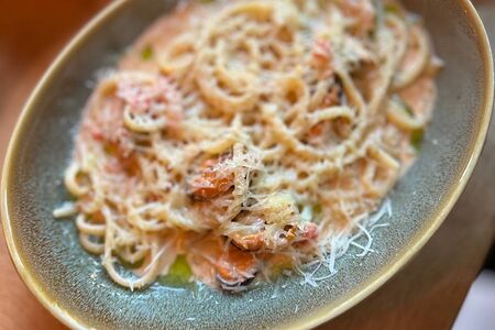 Паста с мидиями в соусе том ям