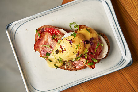 Сендвич с беконом