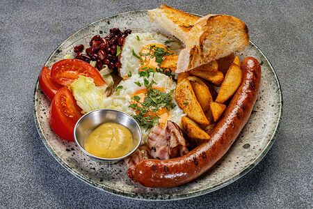 Английский завтрак с колбаской