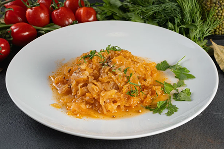 Капуста тушеная