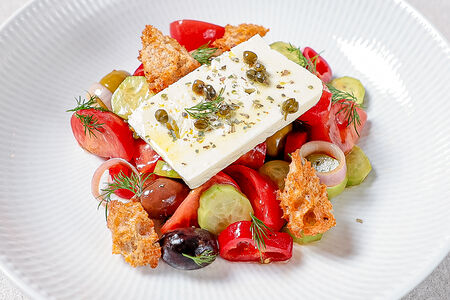 Салат греческий