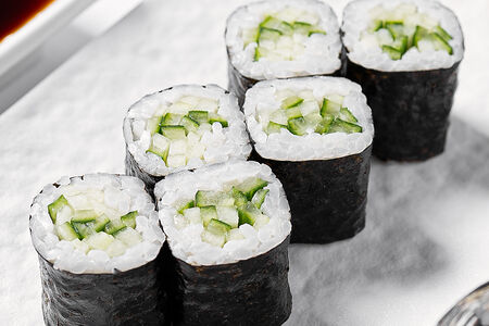 Маки огурец 