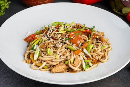 Удон с курицей