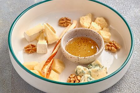 Сырная тарелка 