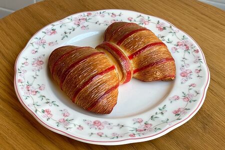 Круассан Клубника со сливками