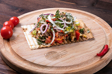 Теплый салат из печеных овощей